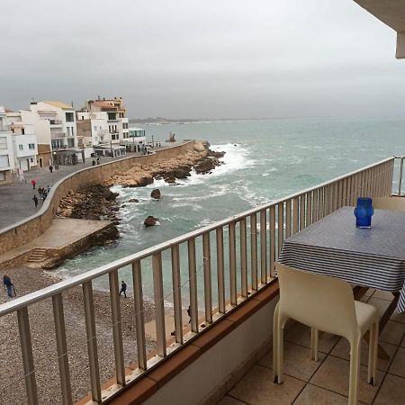 Port De'N Perris Lägenhet L' Escala Exteriör bild