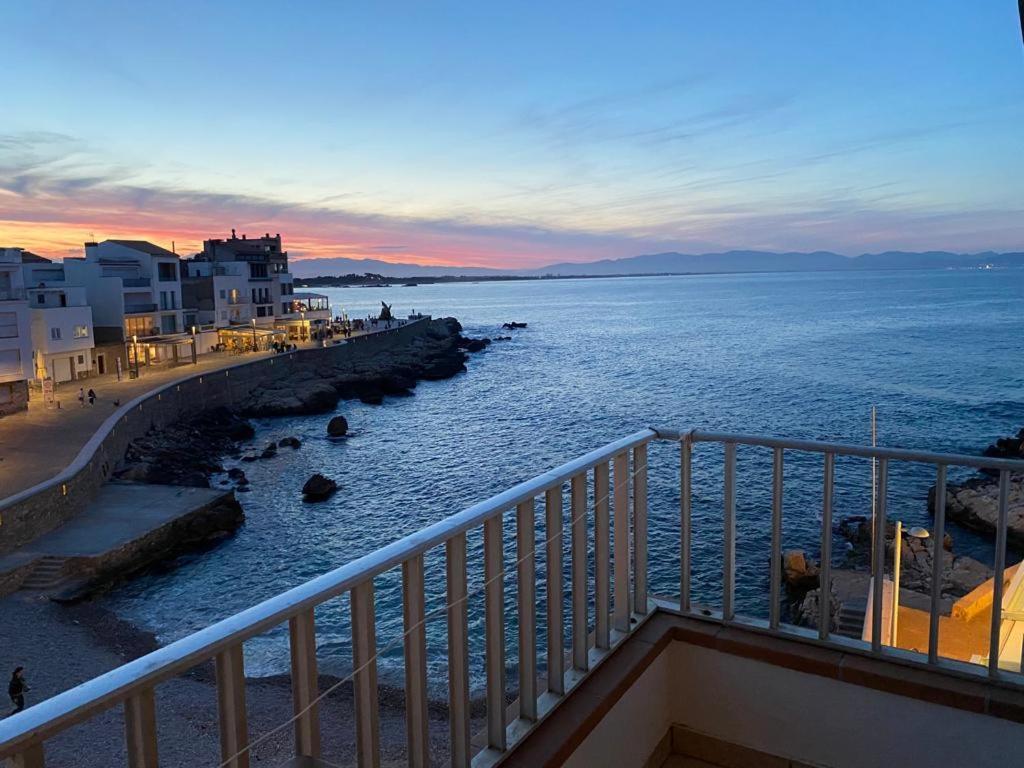 Port De'N Perris Lägenhet L' Escala Exteriör bild
